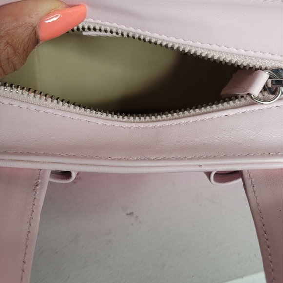 Mach & Mach Harper Bow Tote Bag - Picture 10 of 10